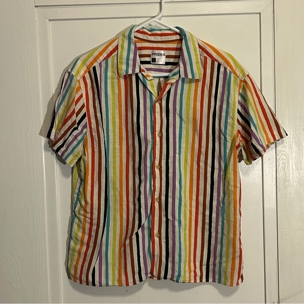 Target Pride LBGTQ Rainbow Striped Button Down Shirt Men’s Large